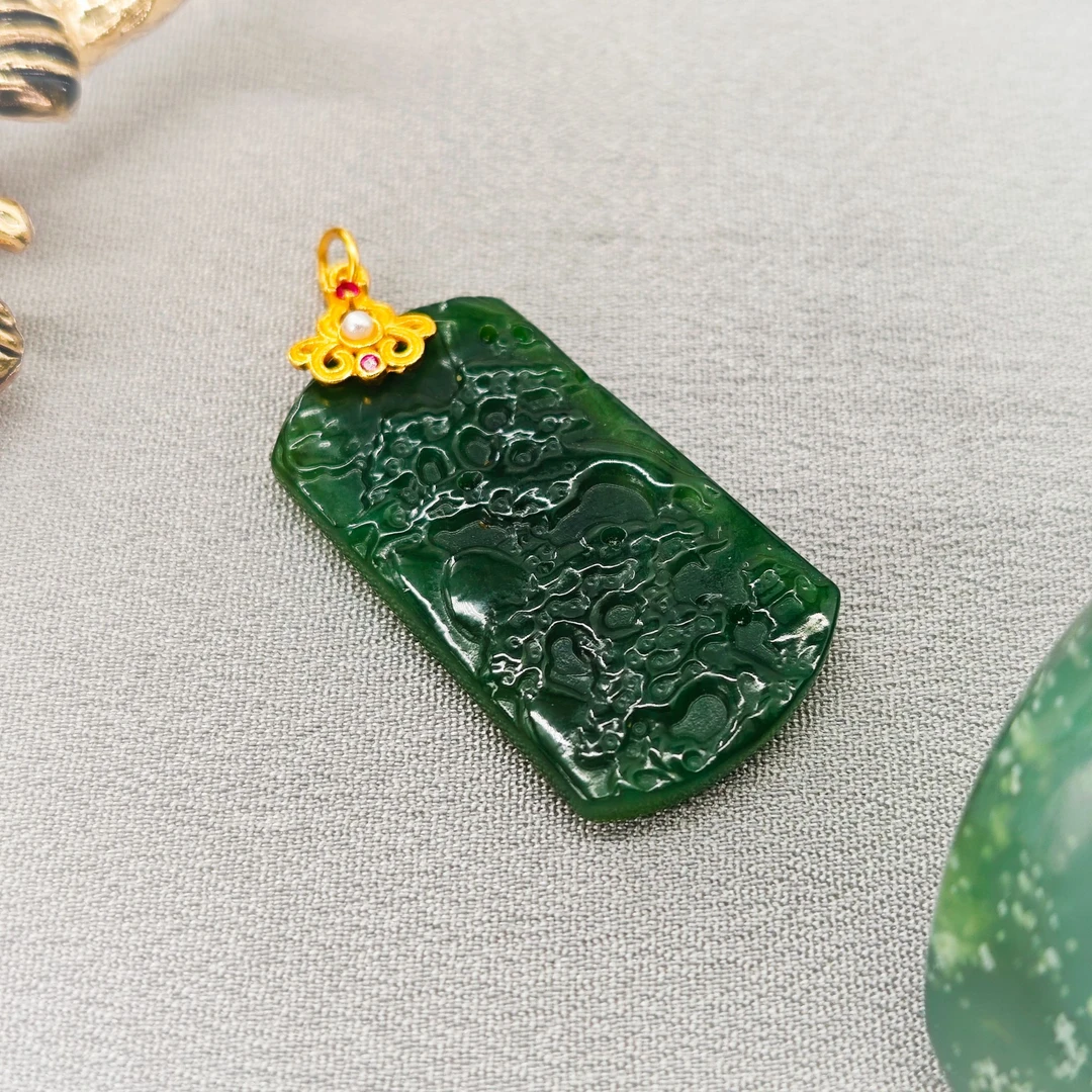 女神节特惠 925银镶嵌碧玉山水牌吊坠/HG-BYDZ-88（多样性发货）