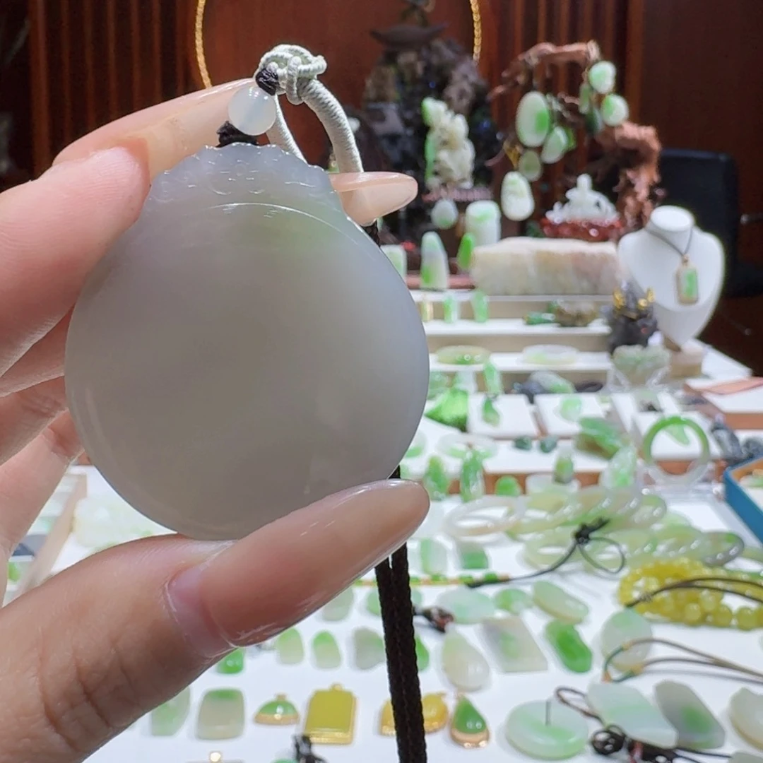 和田玉紫翠意境牌未镶嵌