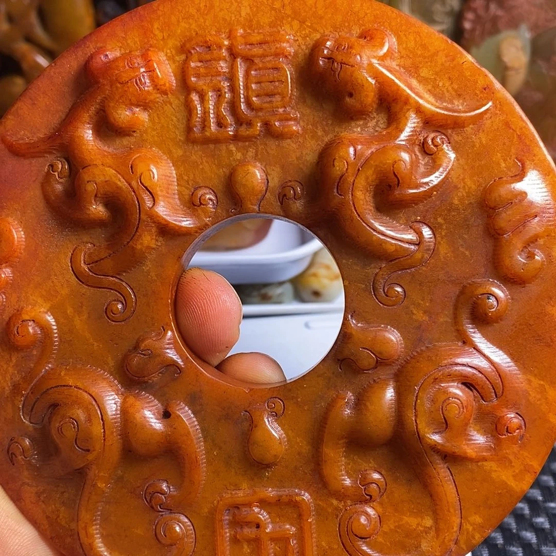 岫岩老玉（透闪石质玉）未镶嵌珠宝奇石
