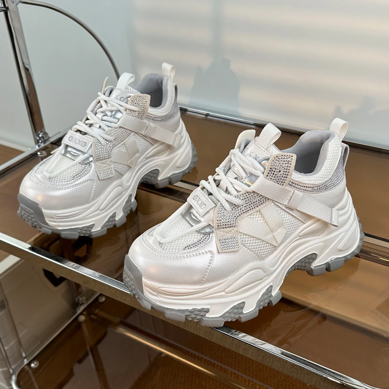 爆款春季超火老爹鞋女鞋2025新款百搭轻便休闲运动洋气厚底板鞋