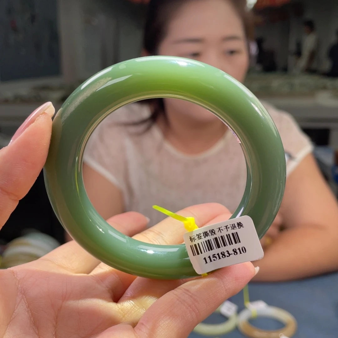 和田玉手镯未镶嵌口径55