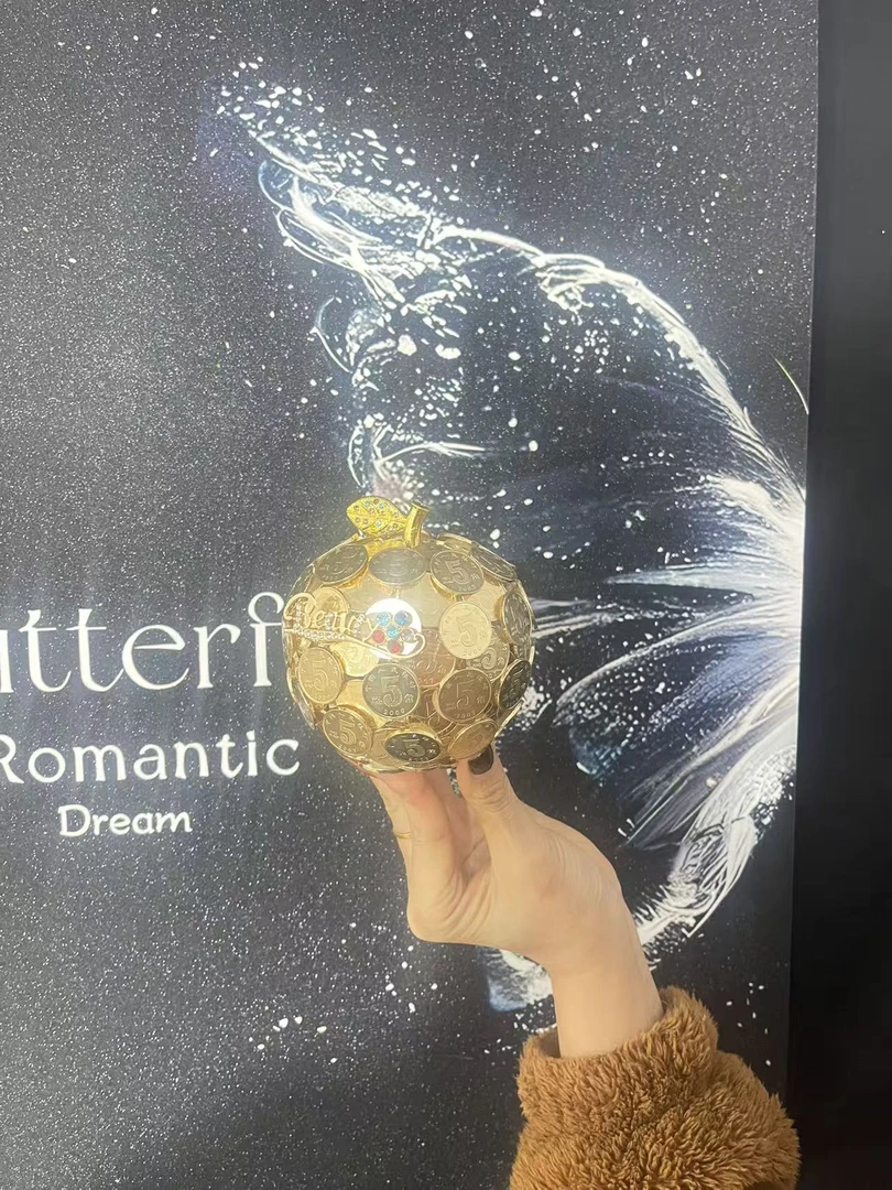 定制款礼盒礼物。情人节圣诞节平安夜男神女神闺蜜长辈老板