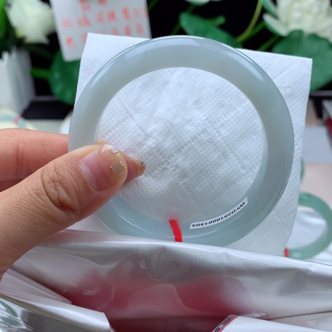 未镶嵌手镯翡翠@**光纯天然