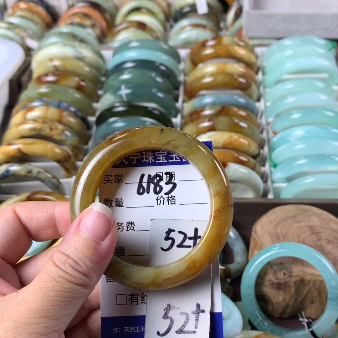 蛇纹石玉手镯未镶嵌6183