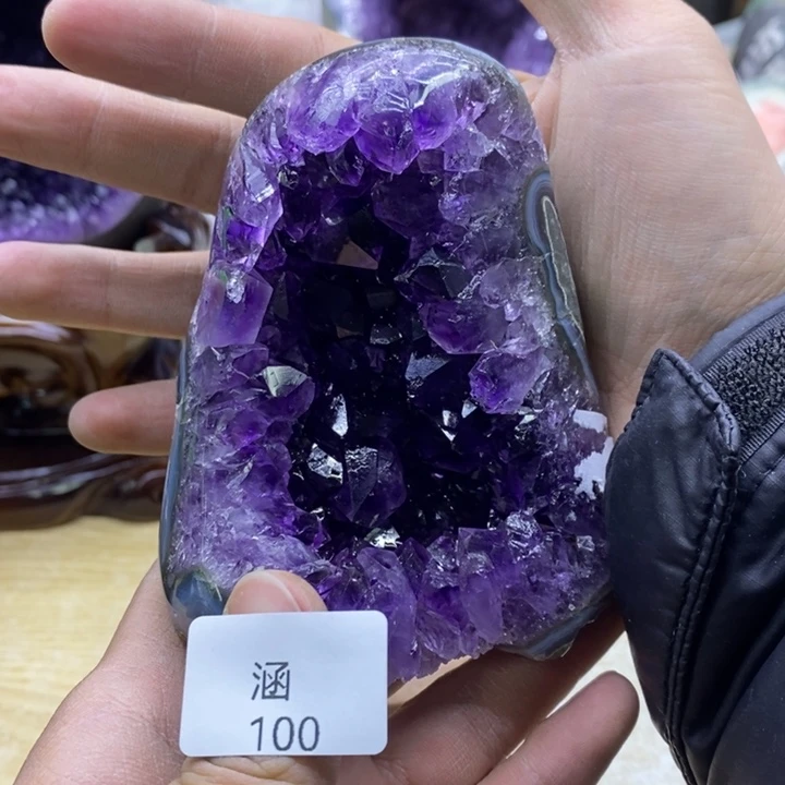 水晶大型摆件（非配饰）未镶嵌