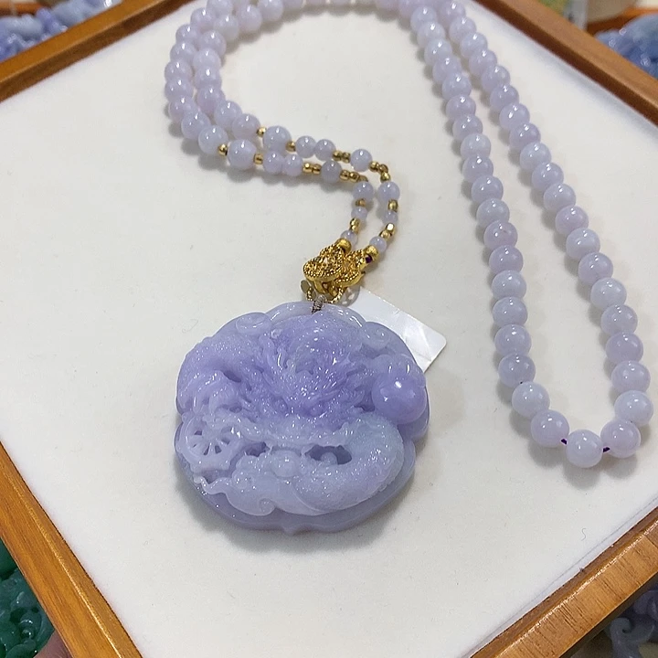 翡翠未镶嵌颈饰翡翠吊坠