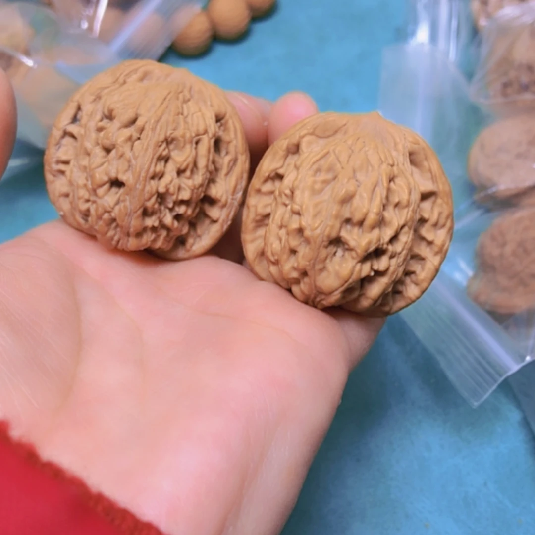 【闪购商品】把件核桃38狮虎兽全品