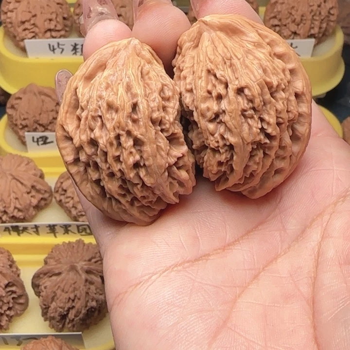 知***乐吊坠桃核弯弯核桃南僵尸