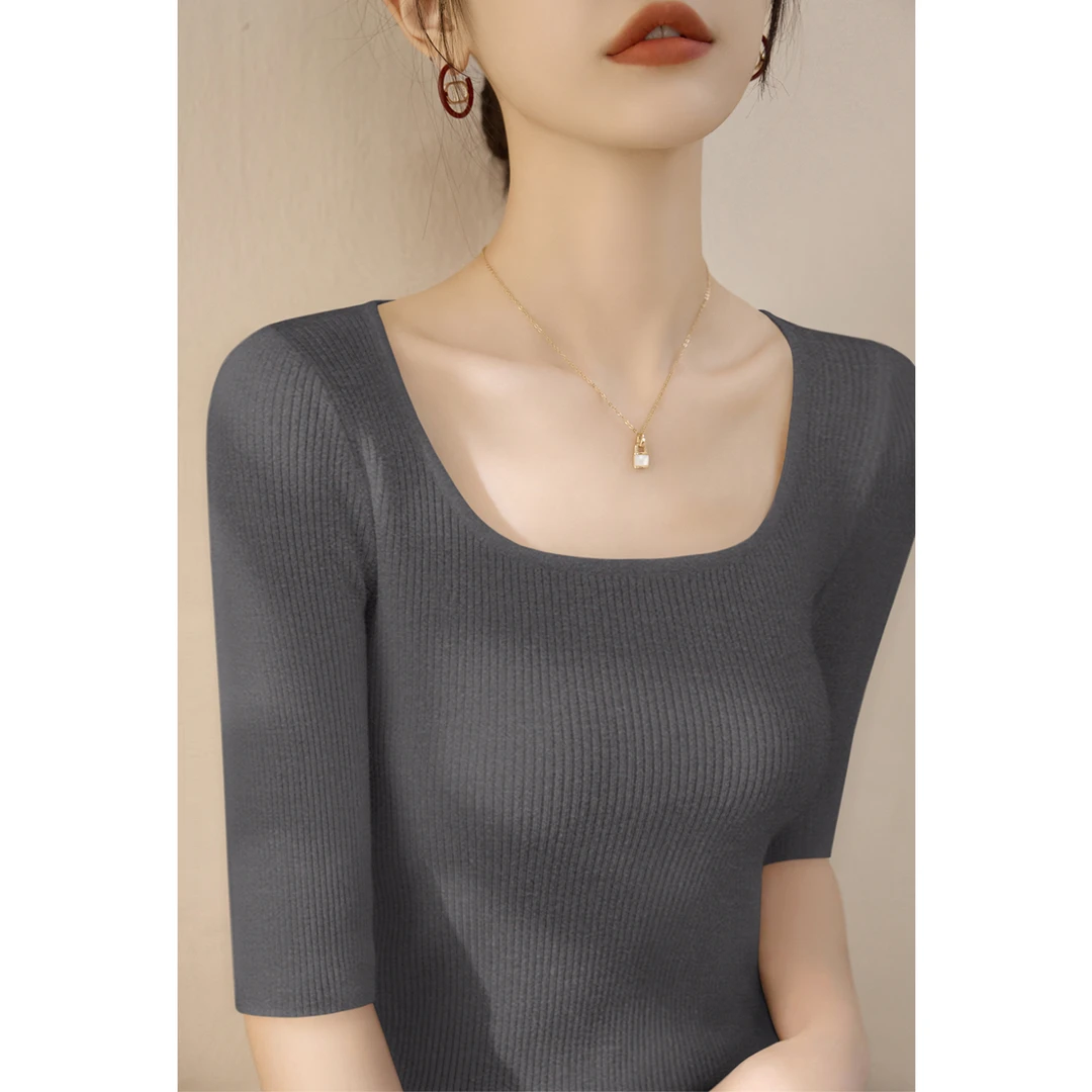 时尚套头早秋新款修身上衣女装简约高级方领U领五分袖针织打底衫