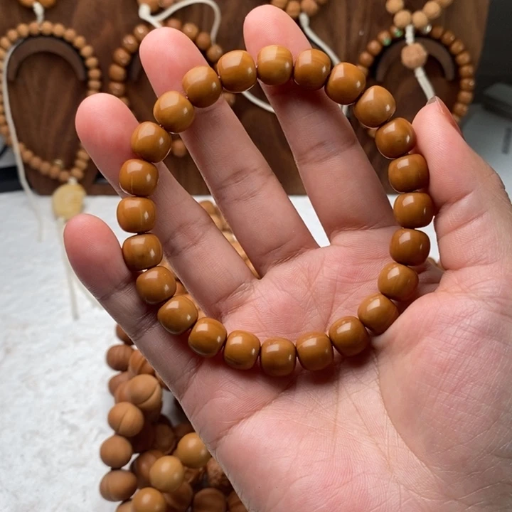 吊坠猴头核桃小老型：漏眼，黑点，油点、10+