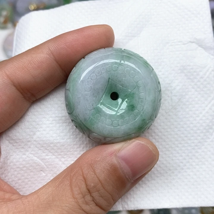 颈饰未镶嵌翡翠天然缅甸翡翠