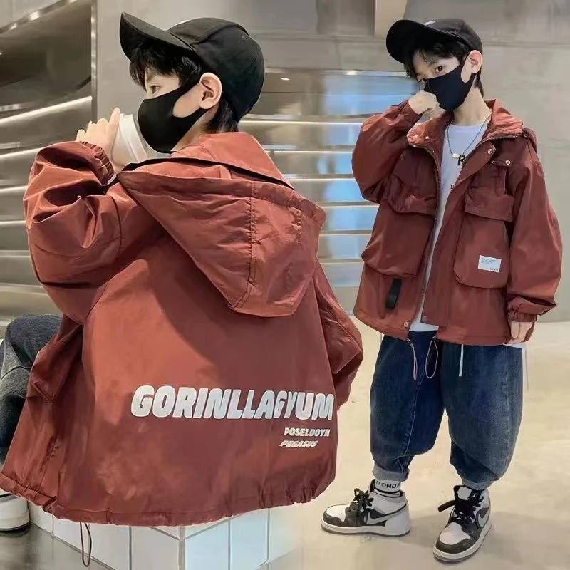 男童外套春秋款2025新款儿童春装中大童连帽上衣帅气时髦潮