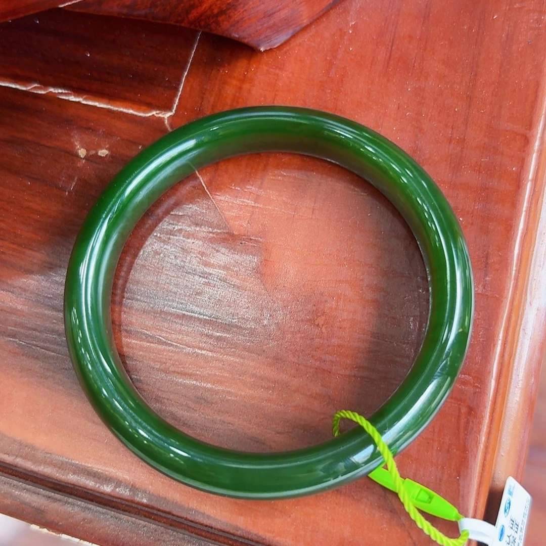 和田玉（碧玉）手镯未镶嵌清***月