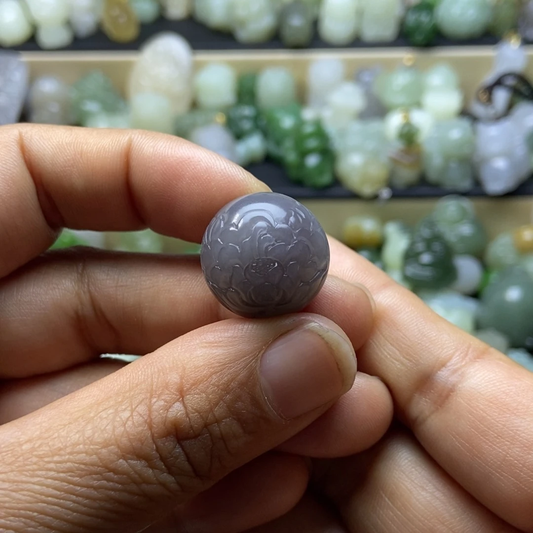 和田玉颈饰未镶嵌喵**呀