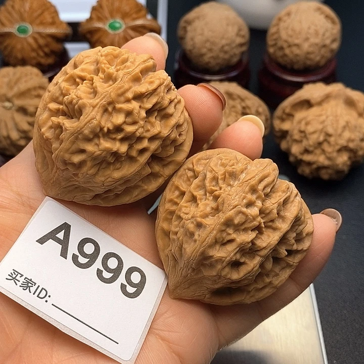 吊坠文玩核桃鸡心4.4