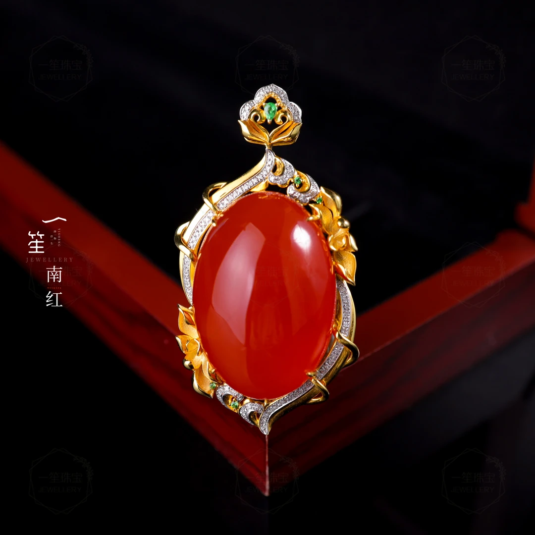 【一笙珠宝】天然南红蛋面吊坠18k金镶嵌