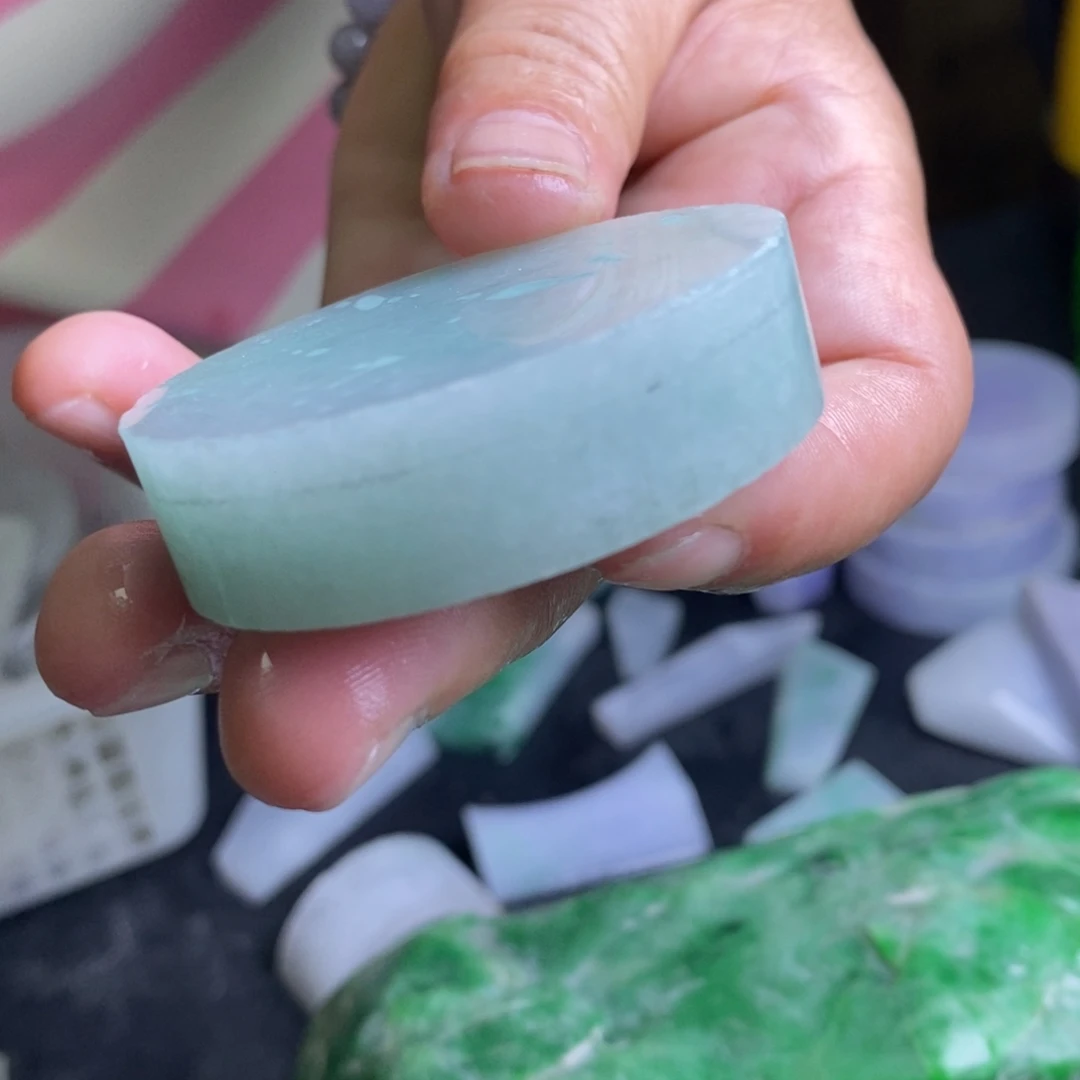 未镶嵌定制翡翠