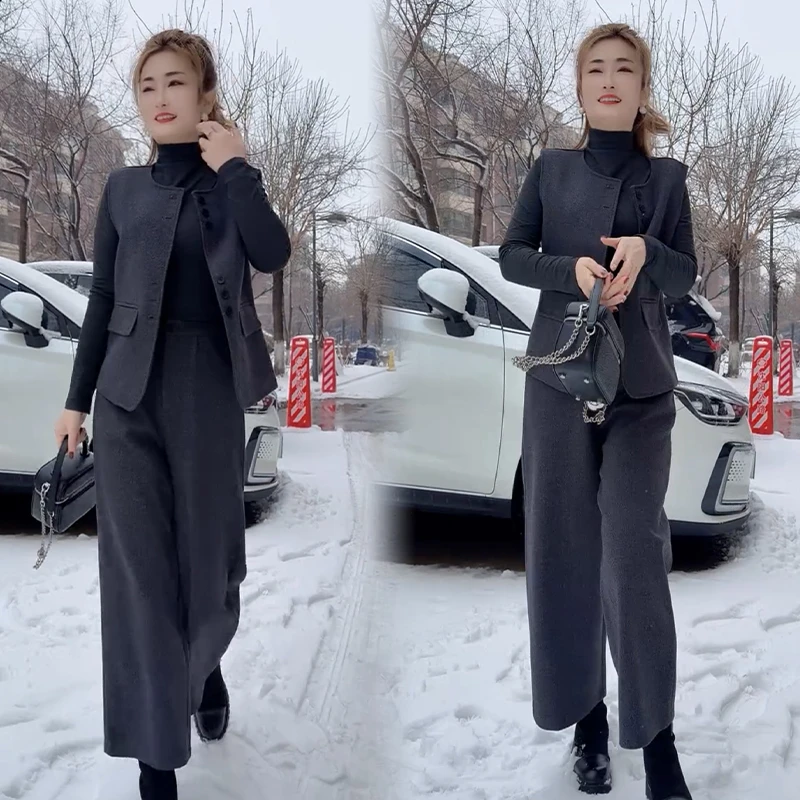 2025秋冬新款时尚显瘦气质网红高档套装女高级百搭宽松大码三件套