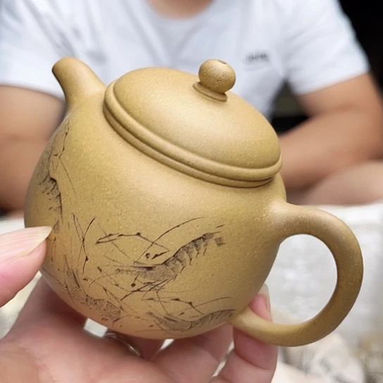 茶杯紫砂今天不回来咯