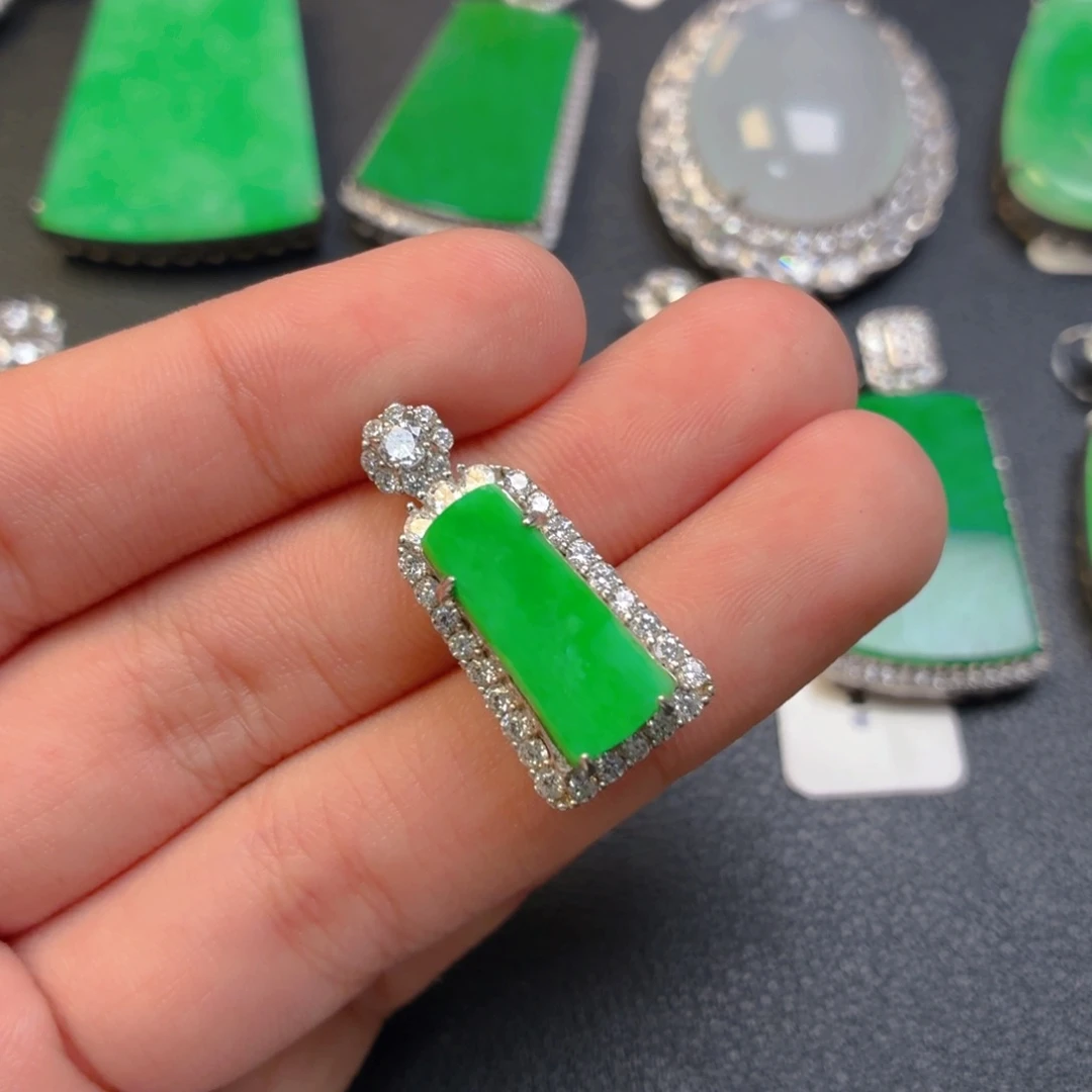 翡翠银S925镶嵌颈饰