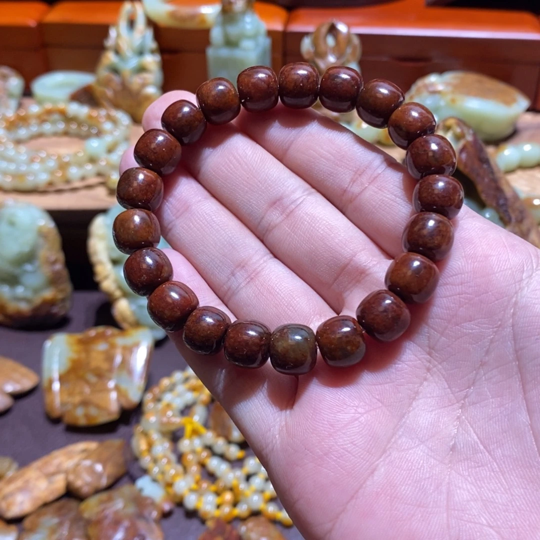 岫岩老玉（透闪石质玉）未镶嵌珠宝奇石
