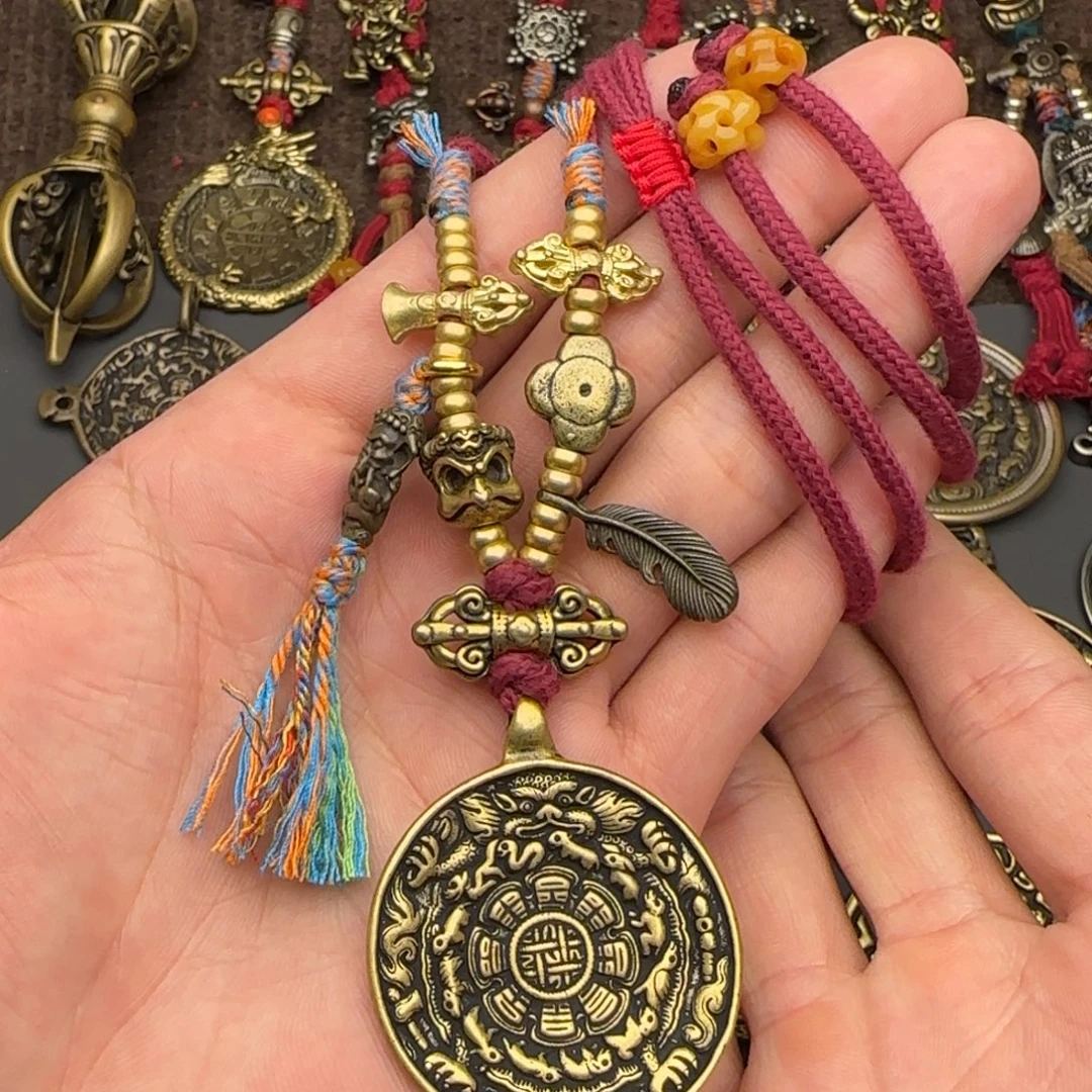 老铜九宫牌锁骨链