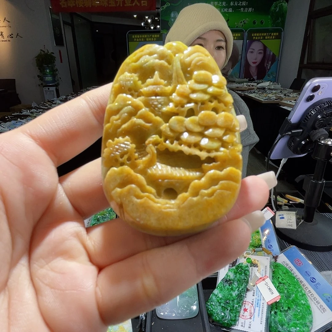 颈饰未镶嵌翡翠一