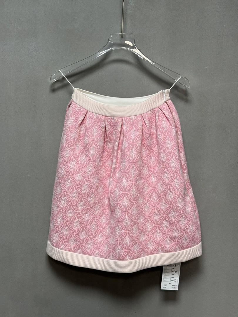 99新 FENDI/芬迪 bb7731/粉色星空刺绣短裙套装/40码