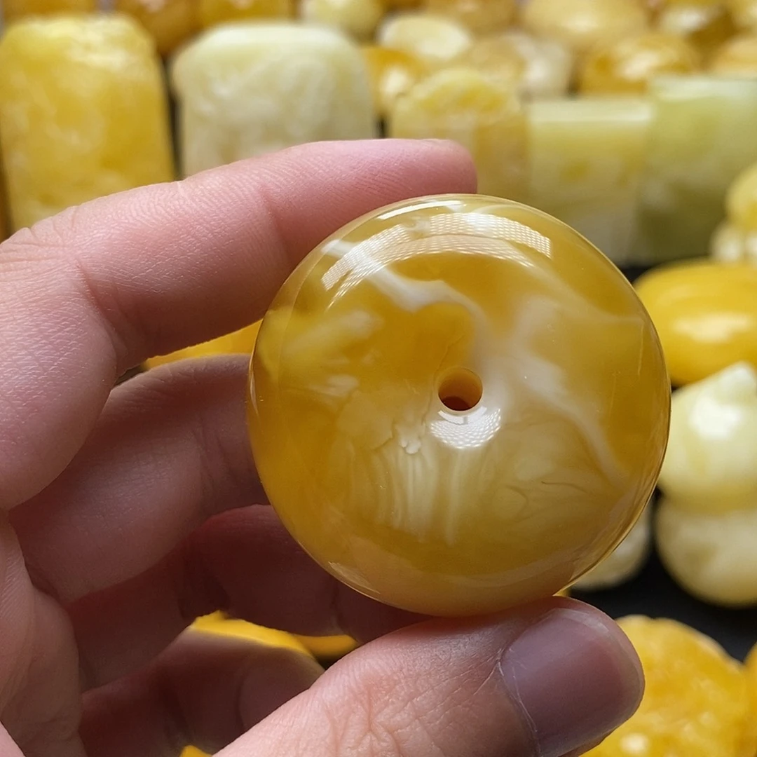 琥珀颈饰未镶嵌琥珀蜜蜡吊坠