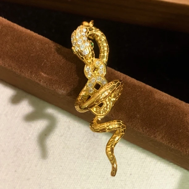 足金999 黄金5G工艺 腰缠万贯灵蛇吊坠