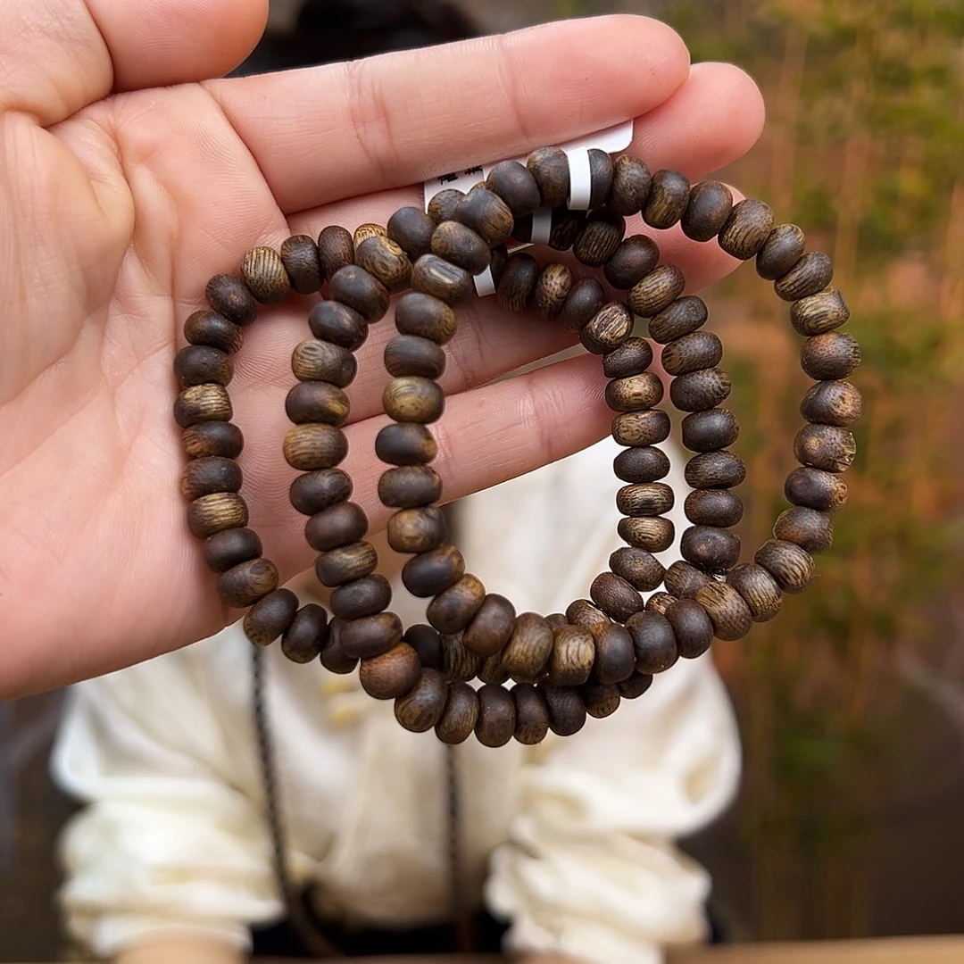 沉香手串海南老白奇金丝红油虫漏多样性发其一