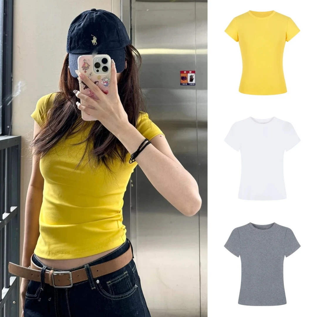 多巴胺穿搭圆领T恤女夏季简约辣妹修身正肩短袖打底内搭上衣