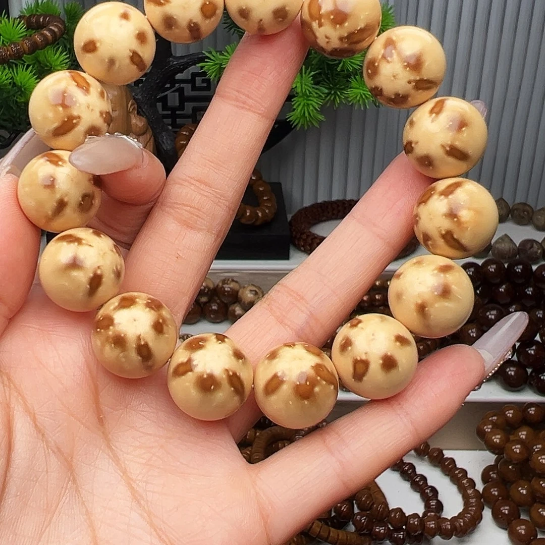 K***监紫金鼠手串卡16.3半实心六芒星熊猫