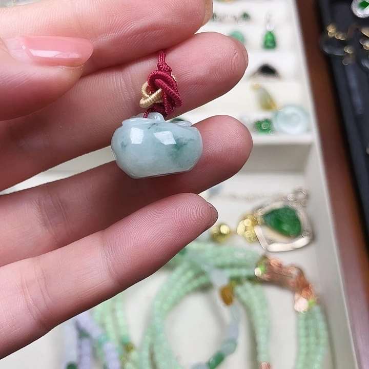 翡翠未镶嵌颈饰天然翡翠