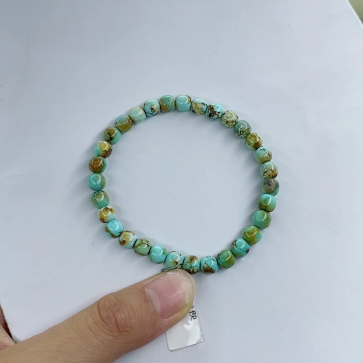 懒***答绿松石未镶嵌颈饰
