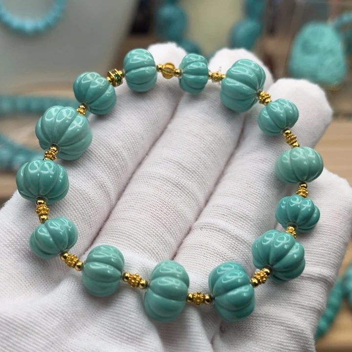 绿松石18K金镶嵌珠宝奇石