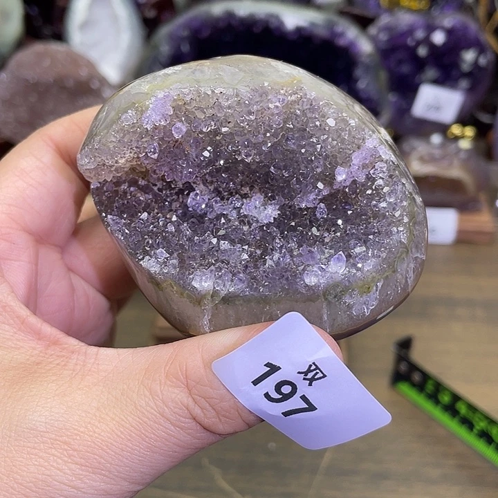 未镶嵌水晶大型摆件（非配饰）