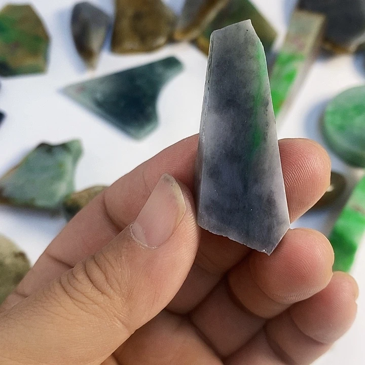 翡翠散珠天然翡翠A货挂件