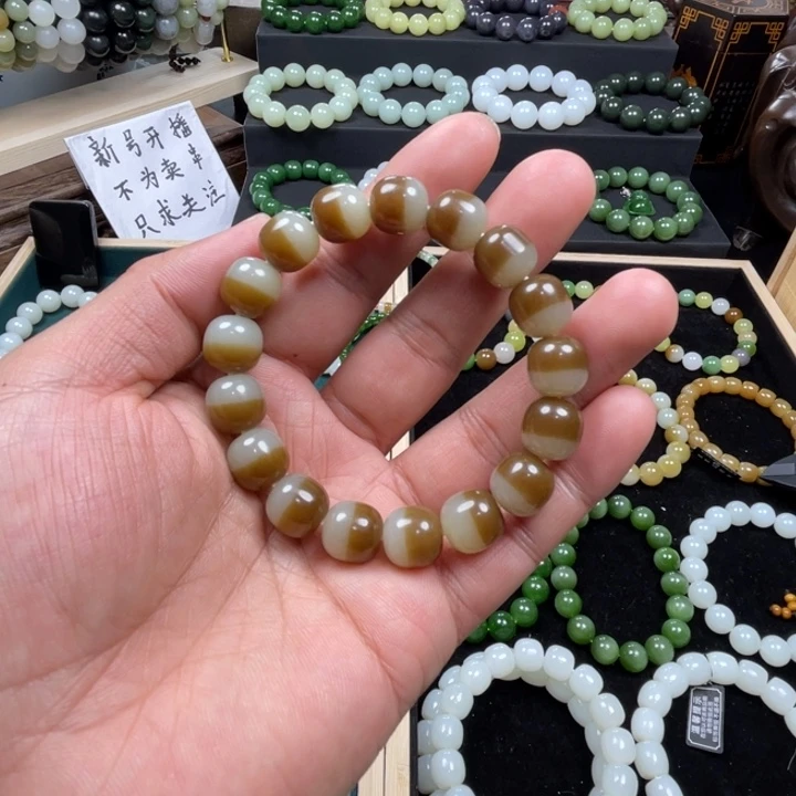 和田玉手串未镶嵌