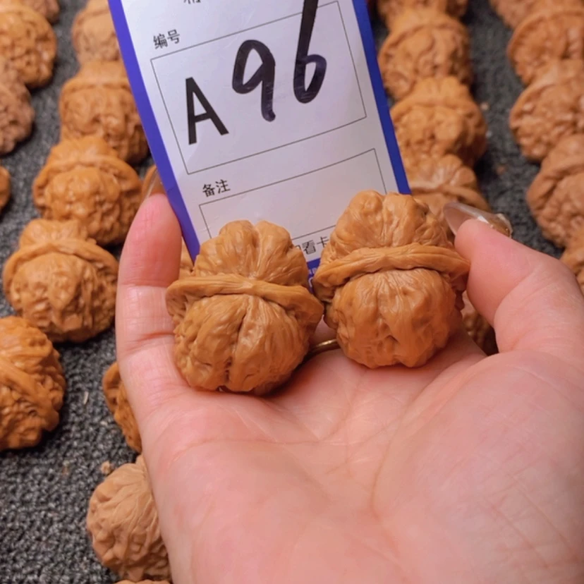 【闪购商品】桃核吊坠涉*你在一起就会