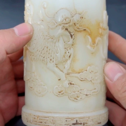 白玉菩提吊坠一个