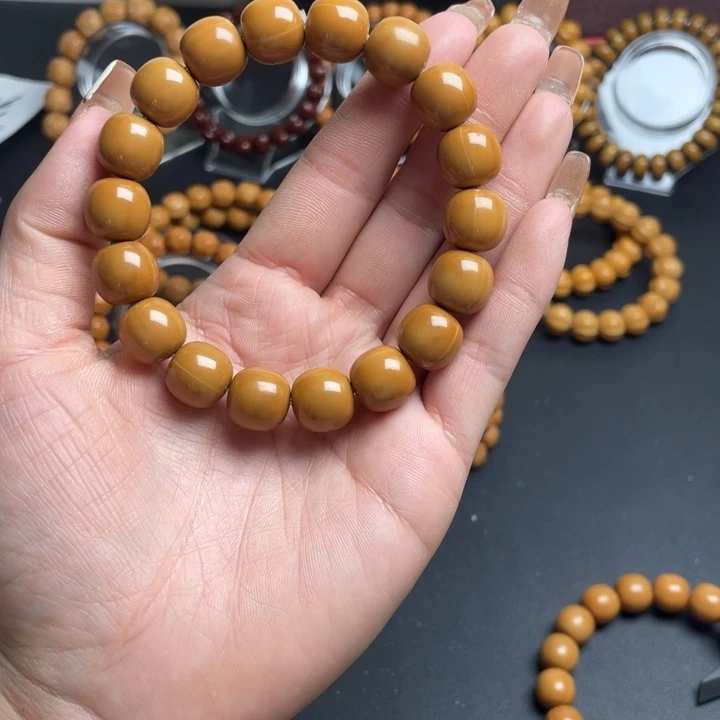 猴头核桃手串猴头