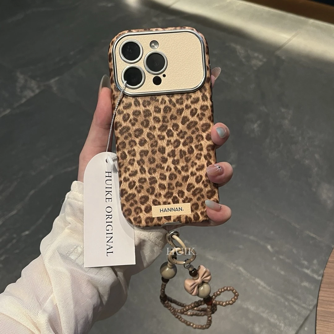 皮纹大视窗豹纹适用苹果16手机壳新款iphone15/14/13promax手链