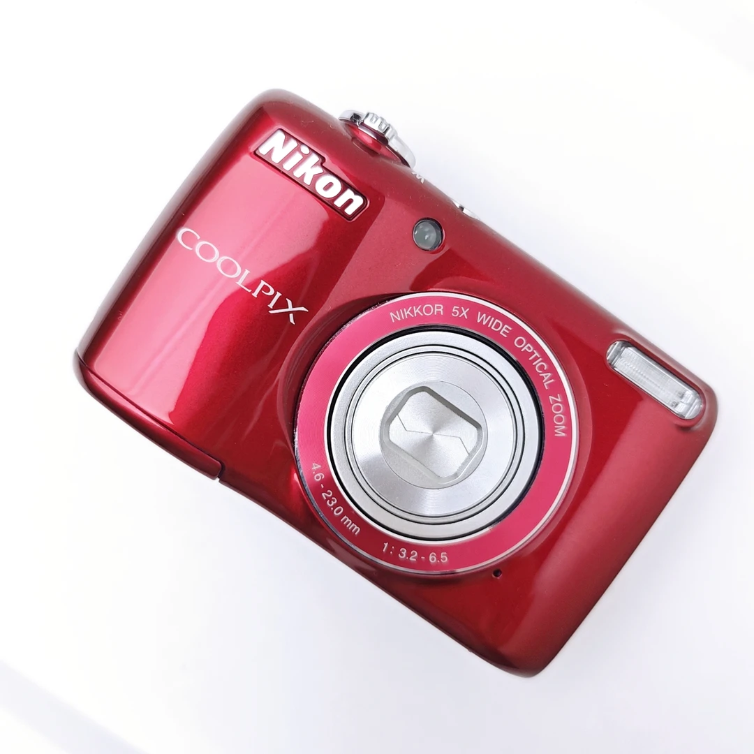 95新 Nikon/尼康 L26 红色1600万像素5倍变焦 高清亮白ccd相机