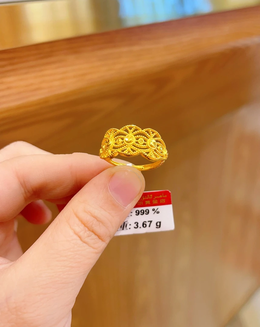 足金戒指3.67克（681/克）实心 活口