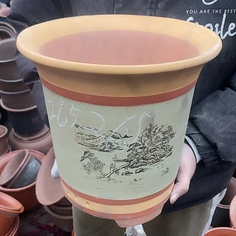 紫砂中国宜兴紫砂花盆，