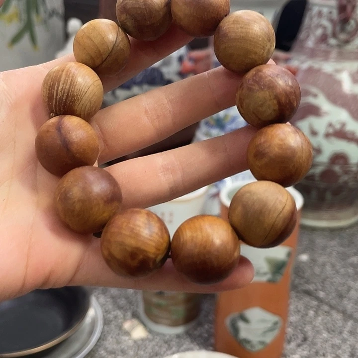 琉璃/树脂/塑料类