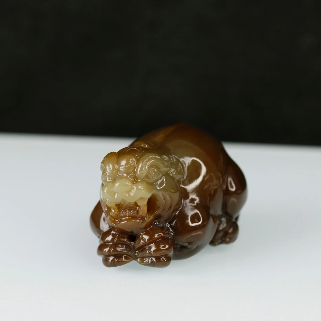 20和田玉且末老红糖貔貅/900042北京中保拍卖