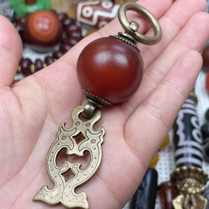 玛瑙/玉髓颈饰未镶嵌