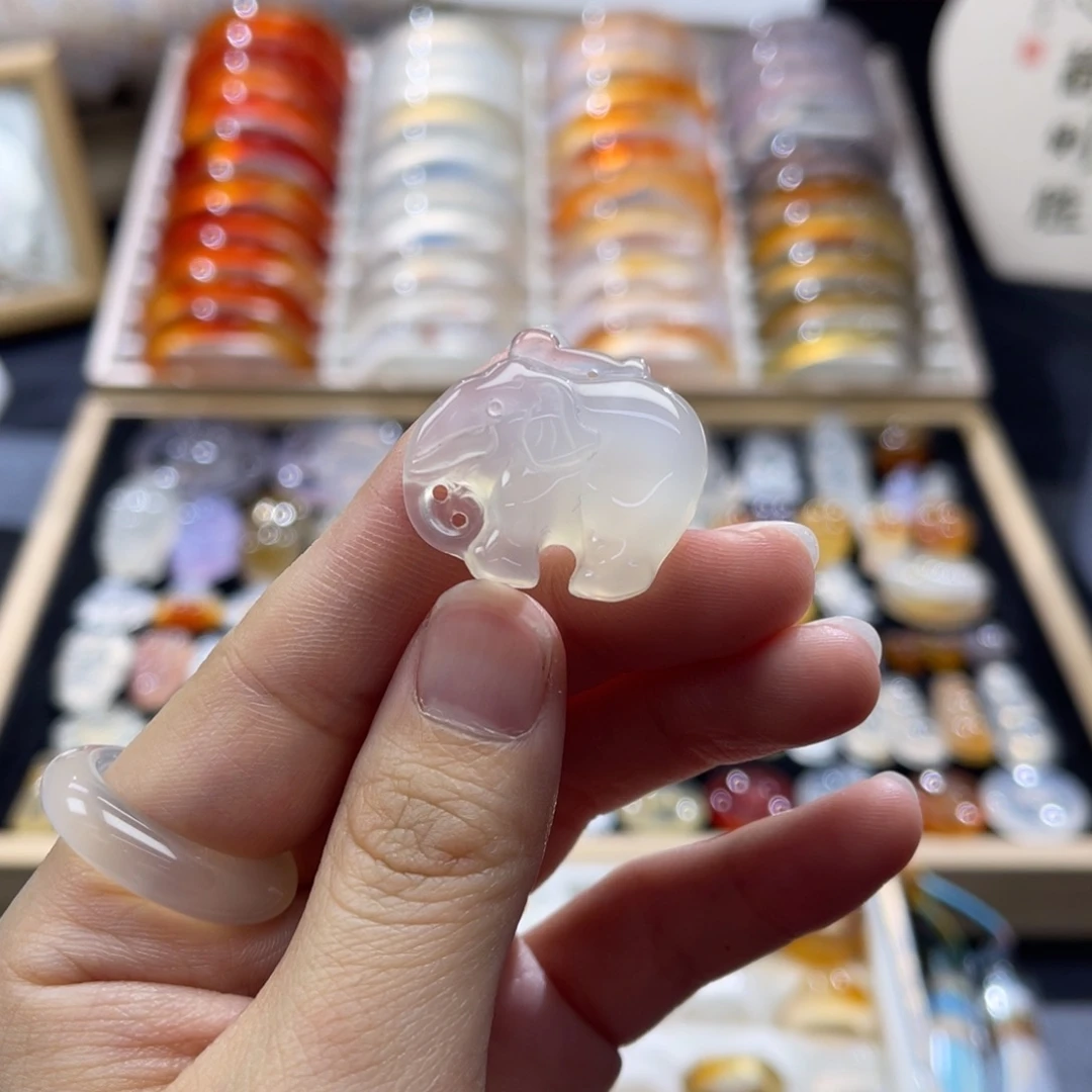 玛瑙/玉髓未镶嵌颈饰